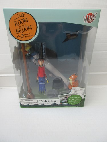 Room the broom witch - the, cat